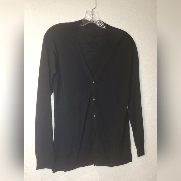 100% Wool Cardigan Sweater in Black With Ribbed Cuffs & Waist - Picture 3 of 7